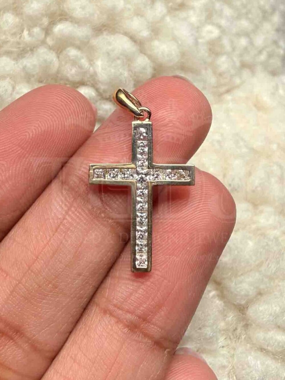 14K Yellow Gold Cross Cubic Zirconia Pendant